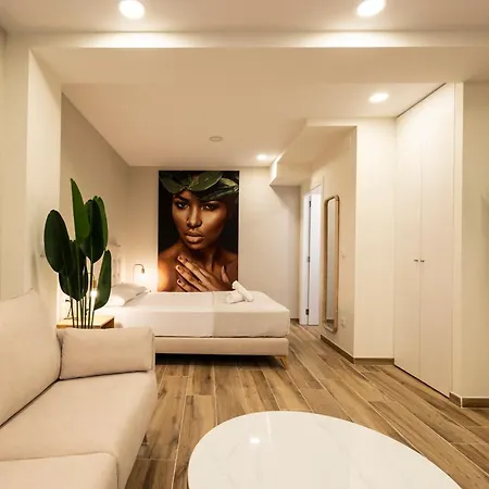 Cortes Suites By Concept Flats Valencia Exterior photo