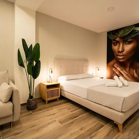 Cortes Suites By Concept Flats Valencia Exterior photo